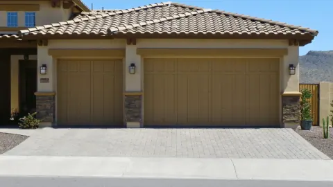 Safe-Way SteelHouse Tehama carriage garage door