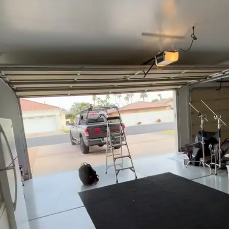 Have garage door questions? Call and speak directly with a technician who knows the fix. Same-day help available. 📞 602-935-9766