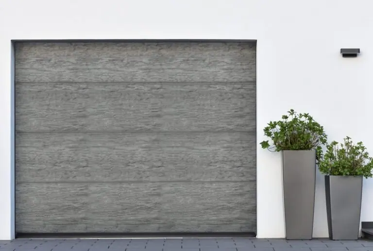 Series 300 — Flush Panel